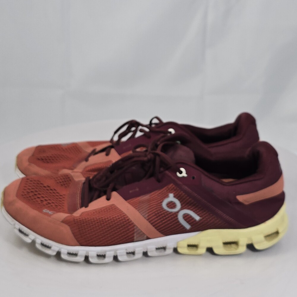 On Cloud Running Cloudflow V2 Men 10.5 Running Shoes Red Rust/Limelight Sneakers